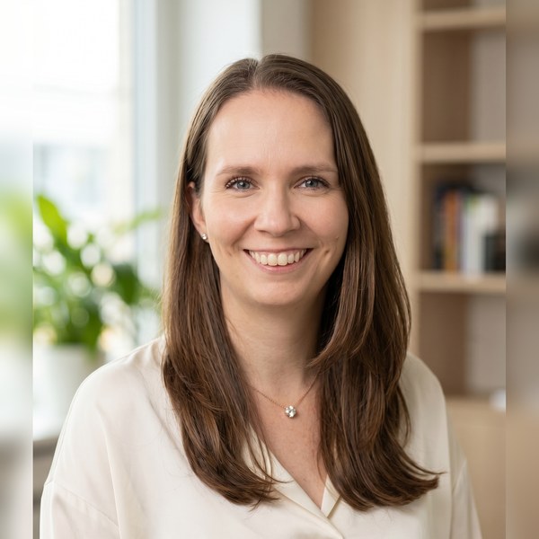 Lena – Backoffice & kreatives Auge